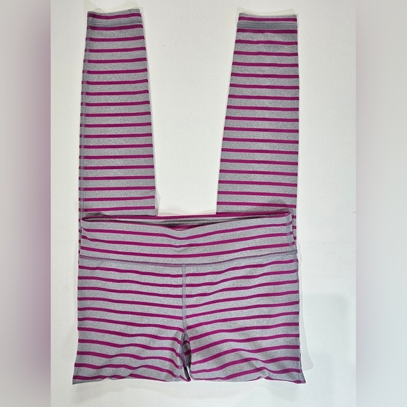 Under Armour Womens Yoga Pants Small Grey Pink Heatgear Soft Comfy Workout Gym - Picture 12 of 12